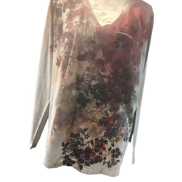 Appropriate Behavior Women's Floral Blouse Size 3X - Picture 2 of 16